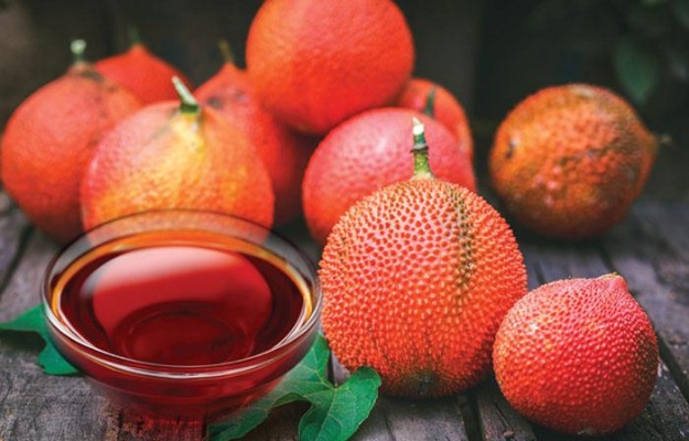 Trẻ hóa da với 7 loại mặt nạ dầu gấc tự làm tại nhà