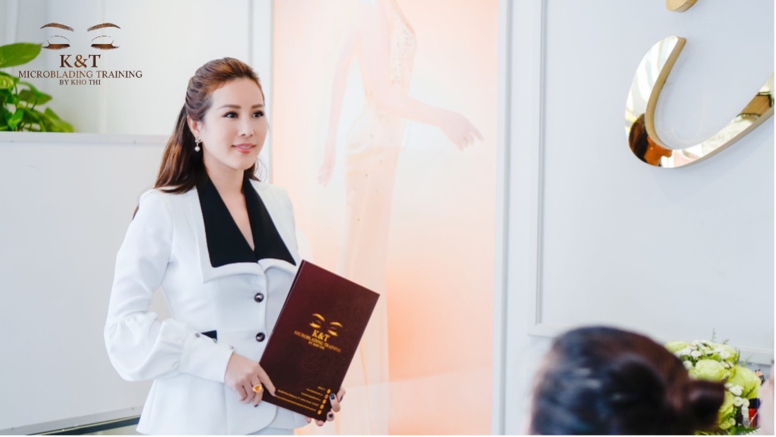 Hình ảnh Hoa hậu Quý bà Thu Hoài tại VTM Khơ Thị